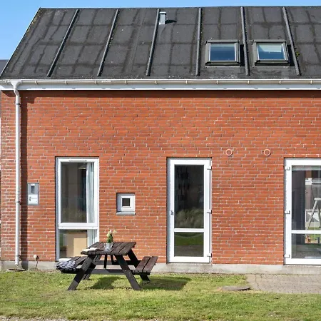 Apartment Odger - 2-3km From The Sea In Western Jutland By Interhome